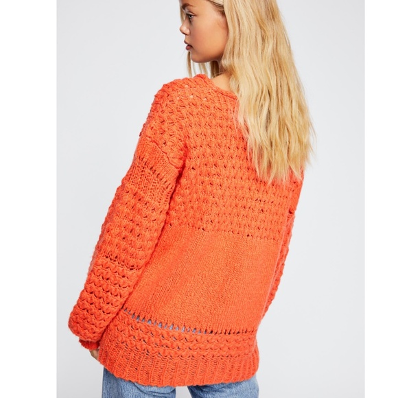 FREE PEOPLE Crashing Waves Oversized Sweater Tangerine - Picture 3 of 11